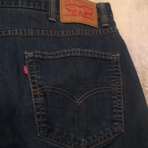 Levi’s - Picture 4 of 8